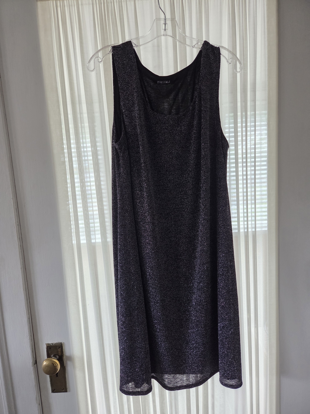 Roz & Ali Shimmery Black Sleeveless Shift Dress